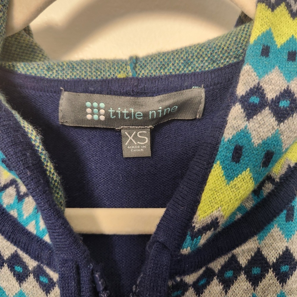 Title Nine Full Zip Midline Hoodie Cardigan Women's XS Merino Wool Blend Aztec - Picture 3 of 13